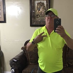 Meet your Posher, Efrain